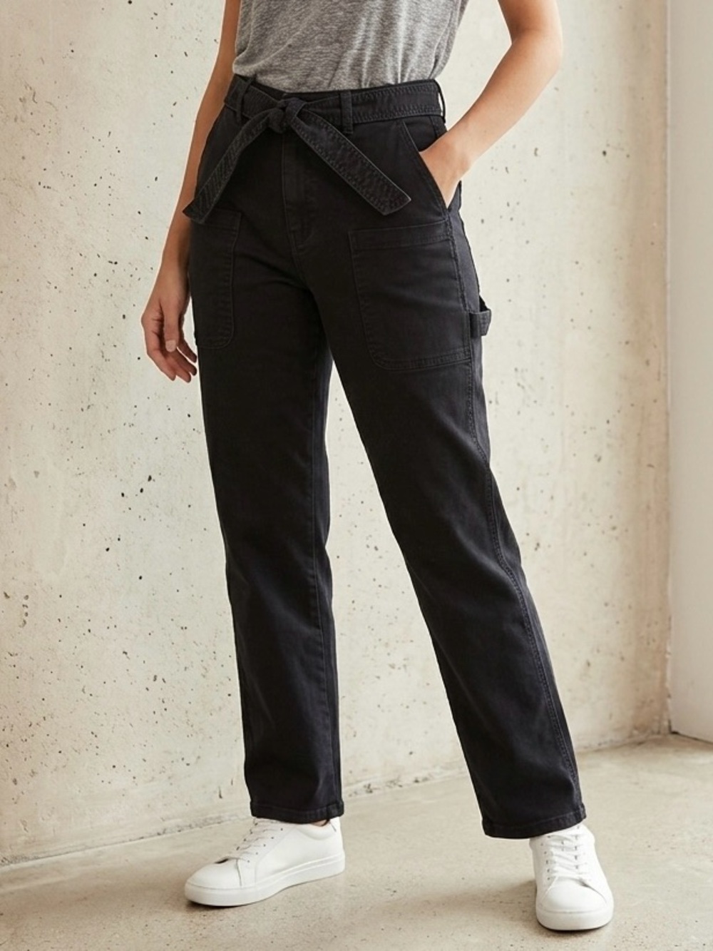 Black Belted Utility Cargo Pants Womens Size 31 Ankle Length Workwear
